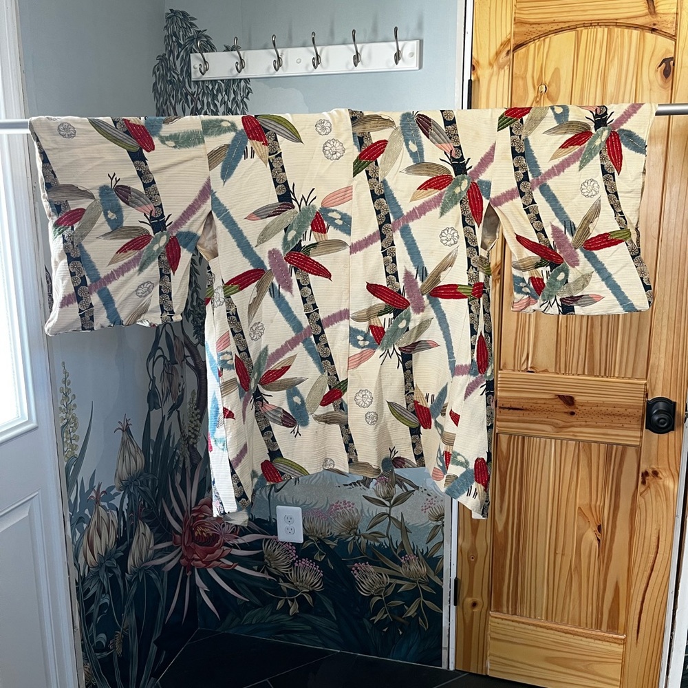 Vintage Japanese Kimono Top in Cream with Multicolor Bamboo Print